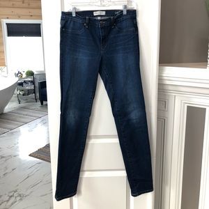 Like new Henry & Belle Super Skinny Jean.